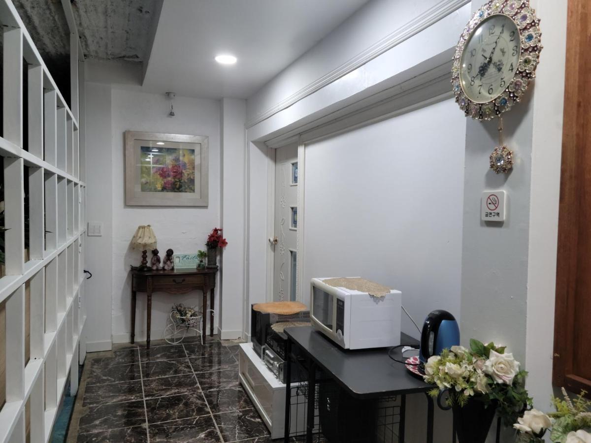 Jeju Vision House Hotel ภายนอก รูปภาพ